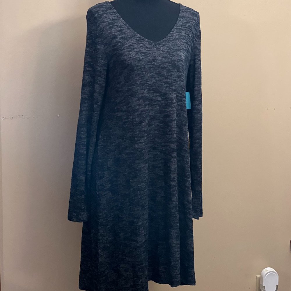 Just Be Women Criss Cross Back Light weight sweater dress, Black/Gray NWT SZ M
